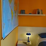 Lägenhet Retrowave 80's In *